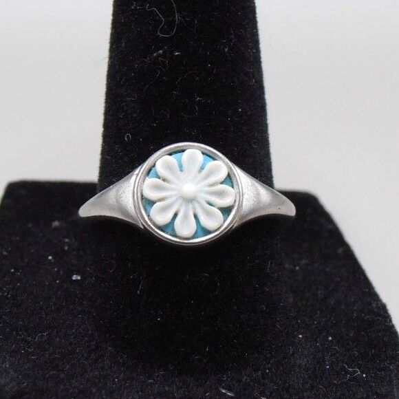🌼 Pura Vida Cameo Flower Ring – Size 8 – Silver Tone Boho Bloom - Picture 1 of 5